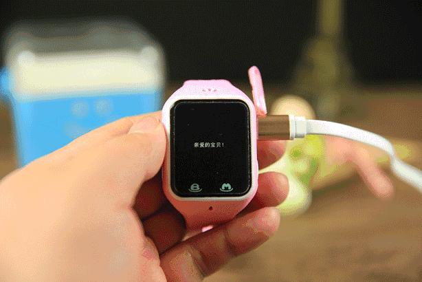 如何让父母时刻陪伴孩子身边，快找芭米小V来帮忙！