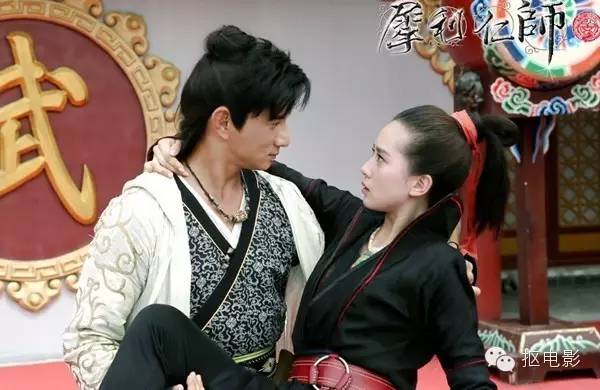 一向低调的隆诗，高调起来10个亿都打不住！