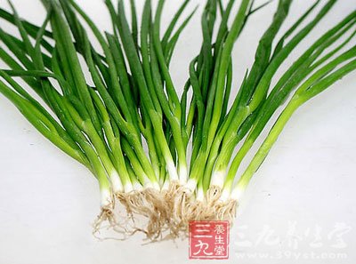 小葱能与鸡蛋一块吃吗,小葱禁忌什么一起吃