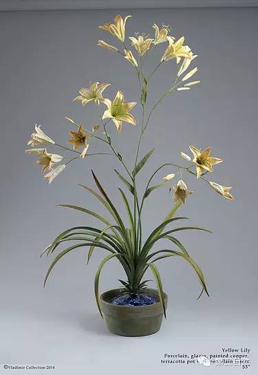 乌克兰大叔和他美到令人窒息的陶瓷永生花