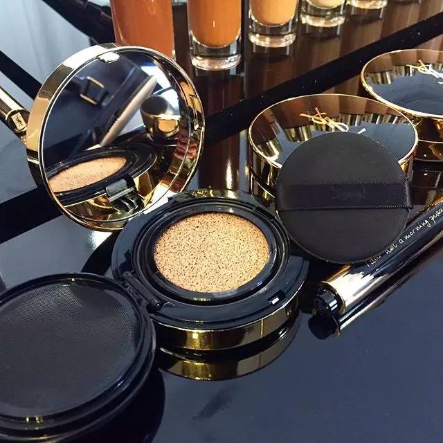 好看的底妆当然要从粉饼开始,十大公认好用便宜的底妆粉饼