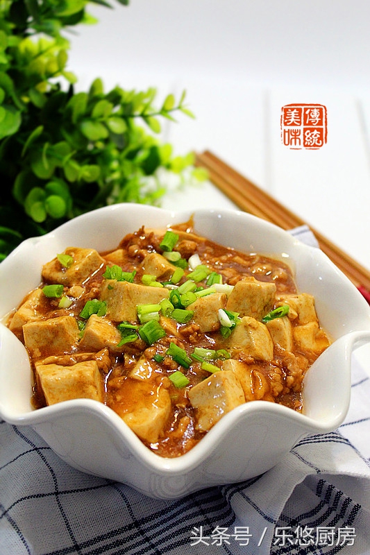 豆腐鸡蛋下饭的做法,用豆腐和鸡蛋做超下饭的传统美食