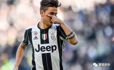 足球场上有哪些吸引人,足球场上什么位置比较耀眼