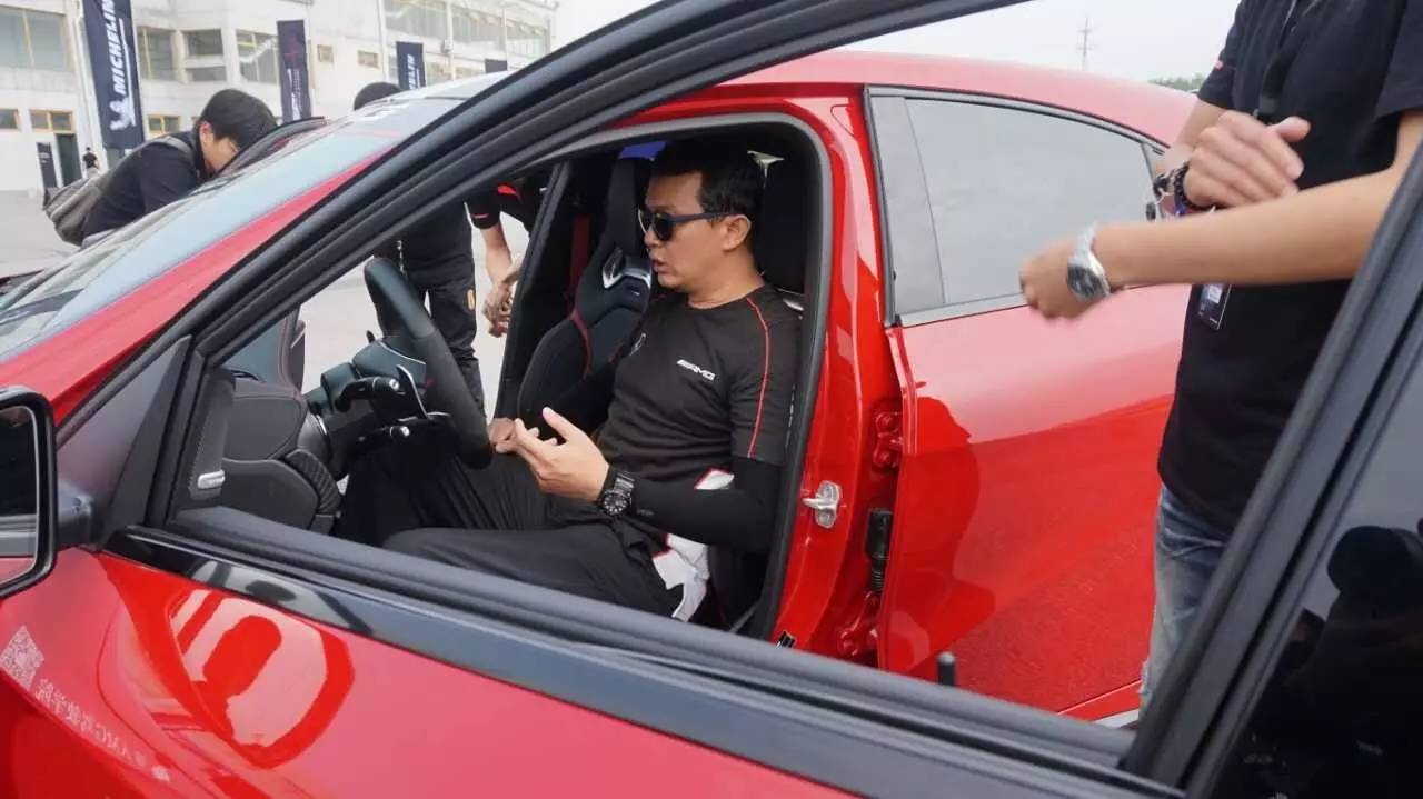 怎么学赛车驾照,获得赛车驾照有什么优势