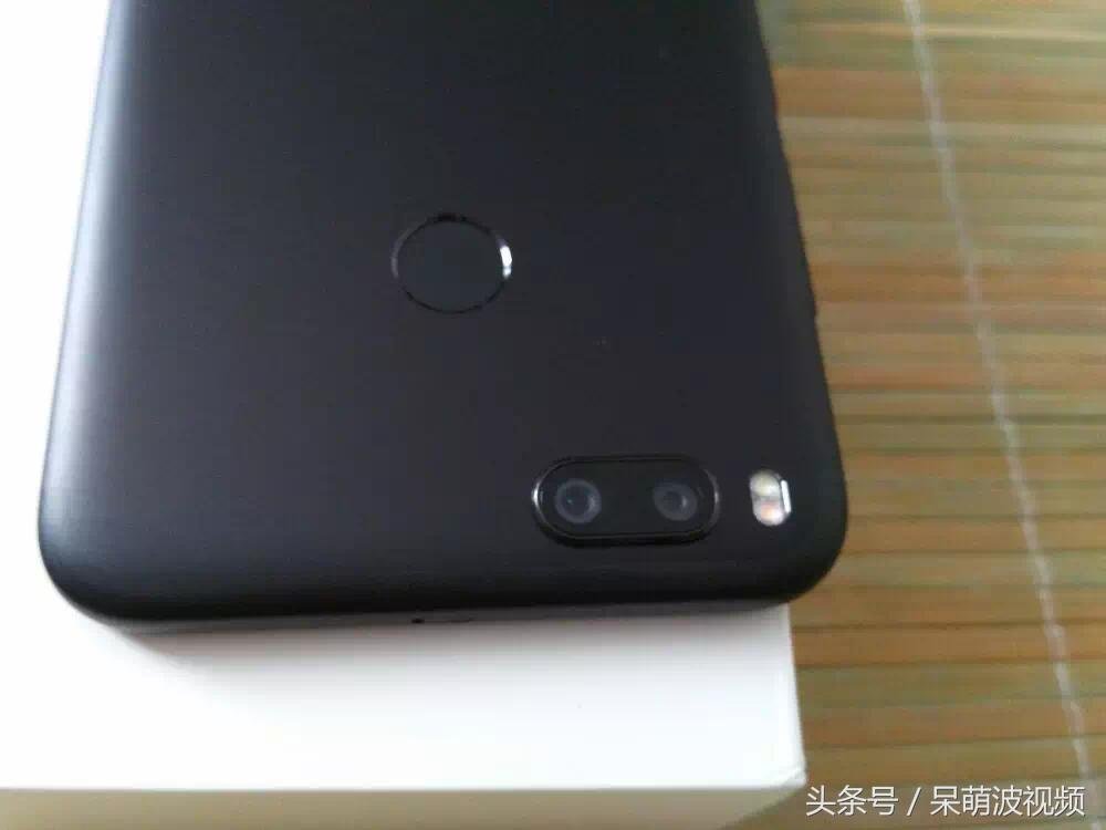 买小米的人怎么看待华为,小米5x值得买吗