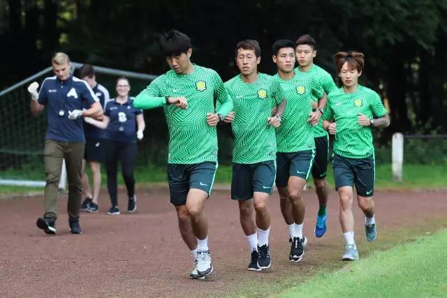 自制皮划艇比赛,野外徒步五公里拉练日记