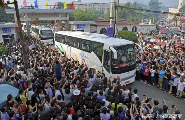 中国十大高考神校,中国高考三大奇人