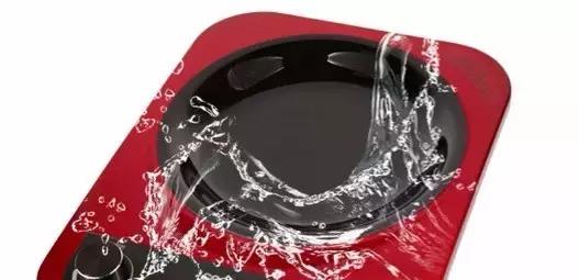 电磁炉底下烧个洞还能修吗,电磁炉烧了个窟窿还敢用吗