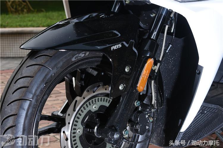 小题大做过关,三阳巡弋180评测视频