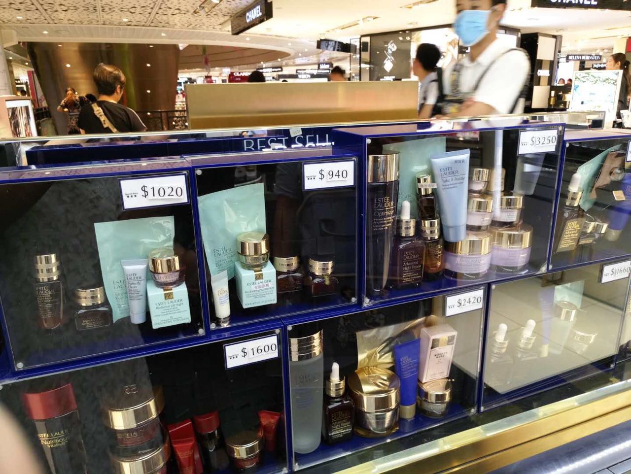 33批次假冒化妆品曝光,官方查获网上买的化妆品全是假的