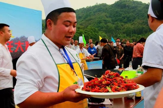 共同守护食品安全,共同保卫舌尖上的安全