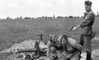 苏联女兵打仗,战争时期日军女兵为何穿裙子