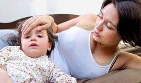 七十天的宝宝发高烧怎么处理,1岁8个月的宝宝不明原因发烧