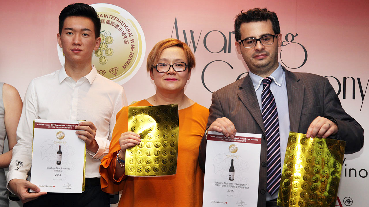 如何鉴别进口葡萄酒的真假,怎样辨别进口葡萄酒的真假