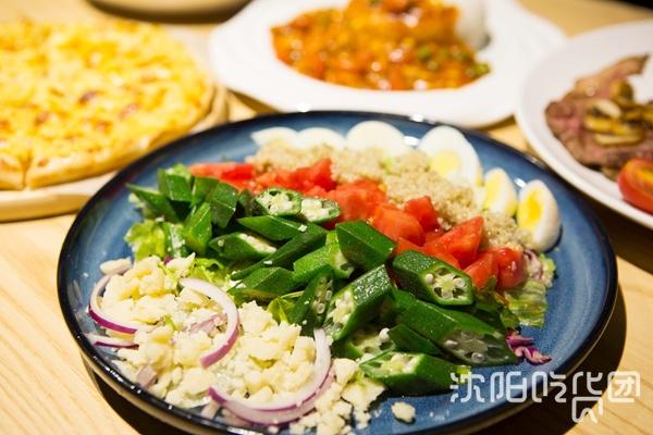 最好吃的披萨餐厅,这家餐厅的空间设计真让人上瘾
