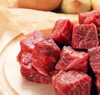 大姨妈期间惹女朋友生气怎么哄,大姨妈怎么缓解情绪