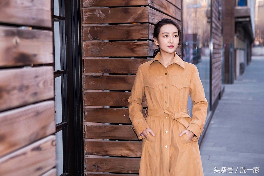 风衣怎么清洗才正确,风衣的清洗保养方法图解