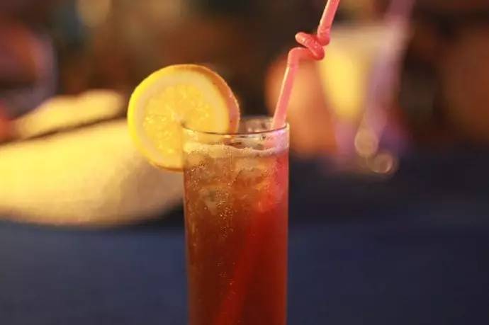 深圳月薪一万占多大比例,深圳月薪一万公积金交多少