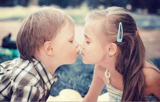 “你竟然跟人发生了6次关系,你好脏!”