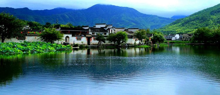 水光潋滟晴方好描写哪个景点,山色空蒙雨亦奇