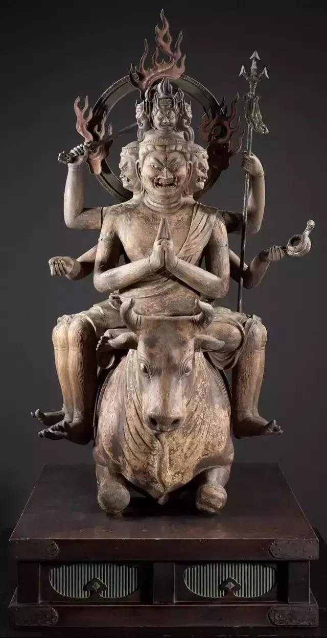 古代木雕佛造像,中国古代寺庙木雕佛像