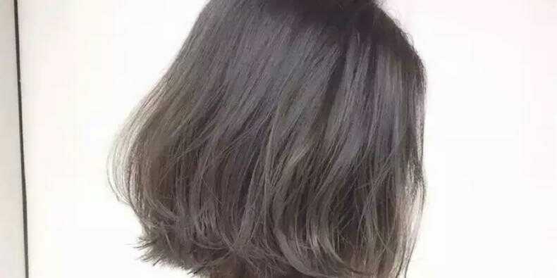 什么烫发不容易看出来,如何判断烫发自己适合