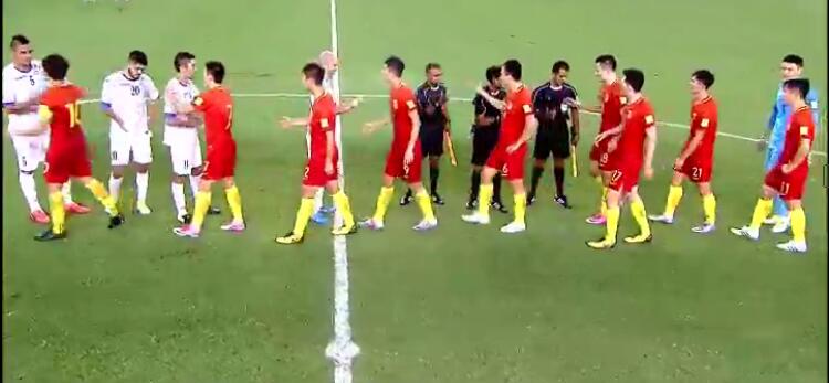 广州恒大郑智和郜林,国足1:2输给叙利亚队长郑智