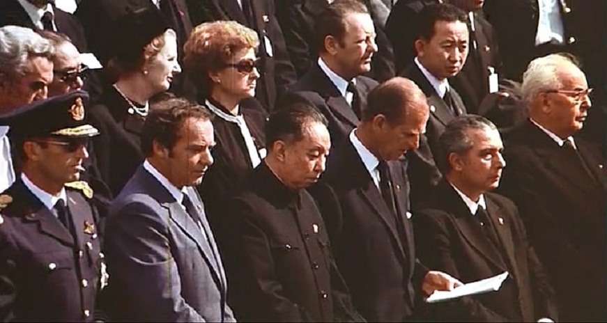 没有哪部片子比它更百年孤独,荒诞的故事下藏着史诗般寓意!