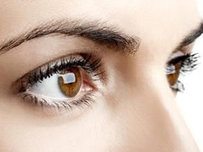 双眼皮手术后悔的经历,双眼皮手术花了一万八