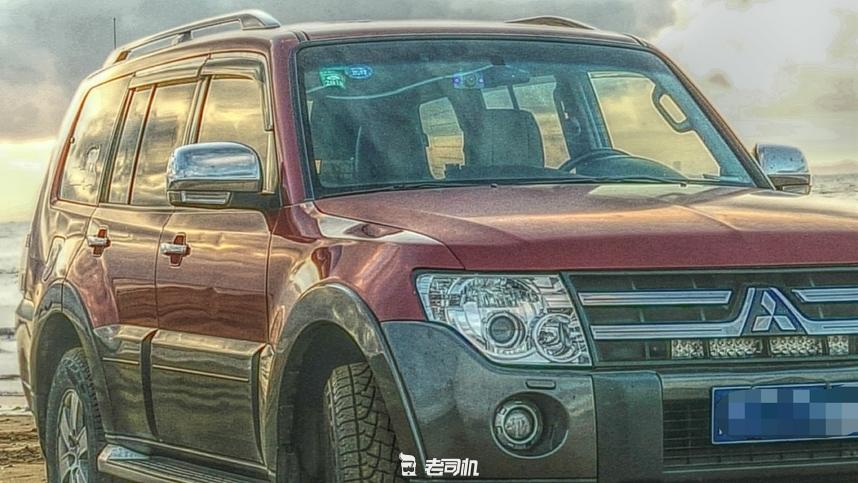 三菱帕杰罗和普拉多比试越野,三菱帕杰罗越野对比丰田霸道