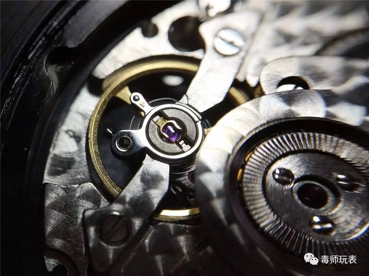 海鸥限量版手表有哪些,海鸥建军大业表带限量款