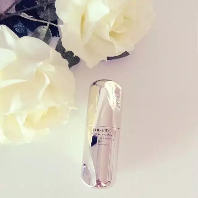 这个品牌曾经有多牛,这个品牌却悄悄走红