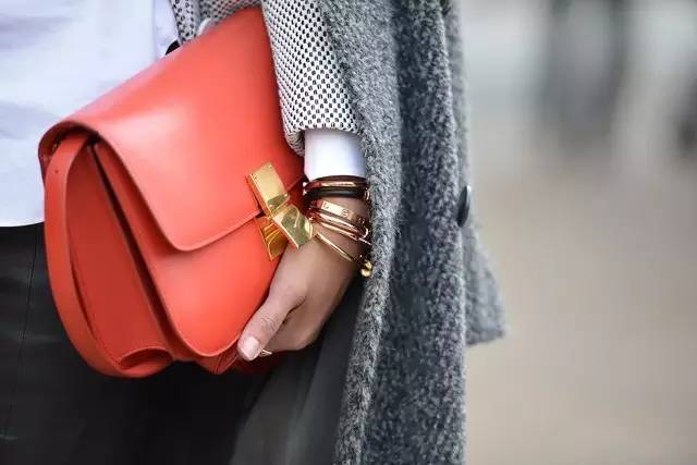 为什么人人都爱jimmychoo,celinebox为什么是经典