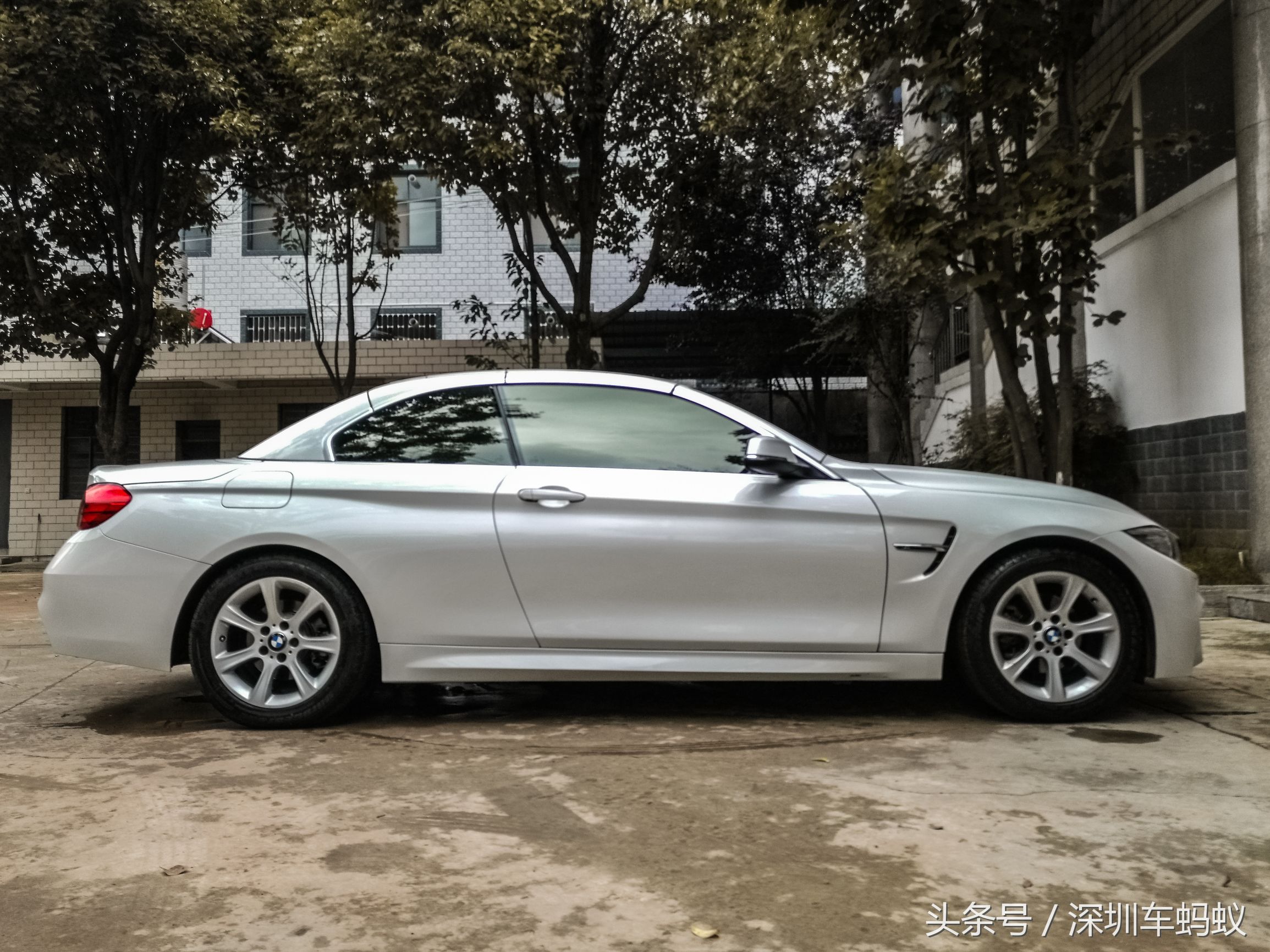 宝马4系敞篷改装街拍,新款宝马4系敞篷升级m4前脸