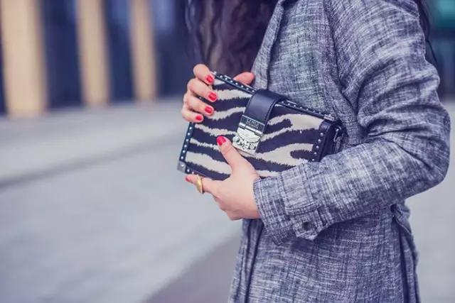 mcm箱包工厂店,mcm手袋