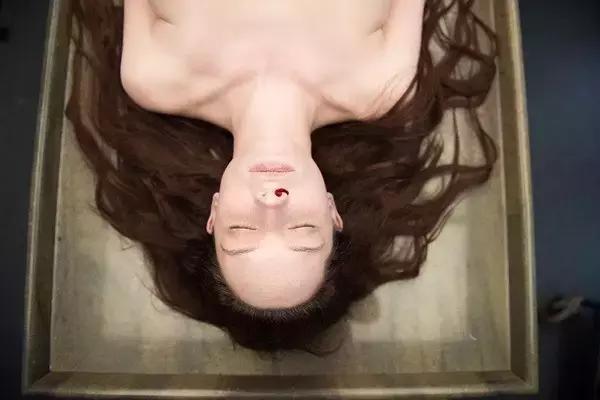 恐怖电影推荐前十名鬼片清单,必看的十部顶级恐怖片目录