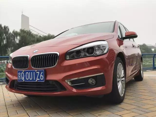 宝马220i七座旅行车试驾,宝马2系220i旅行车试驾