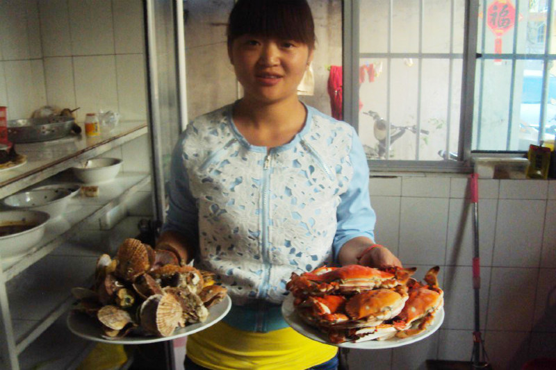 日照海捕海鲜有哪些,日照赶海后抓到的海鲜去哪儿吃