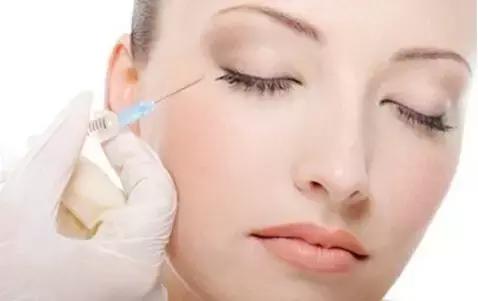 右眼皮一直跳是跳财还是跳灾,左眼皮跳财右眼皮跳灾的征兆