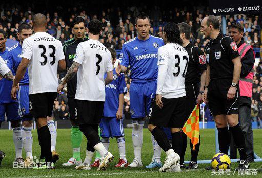 盘点足球运动员搞笑瞬间,中国十大足球球星恶搞