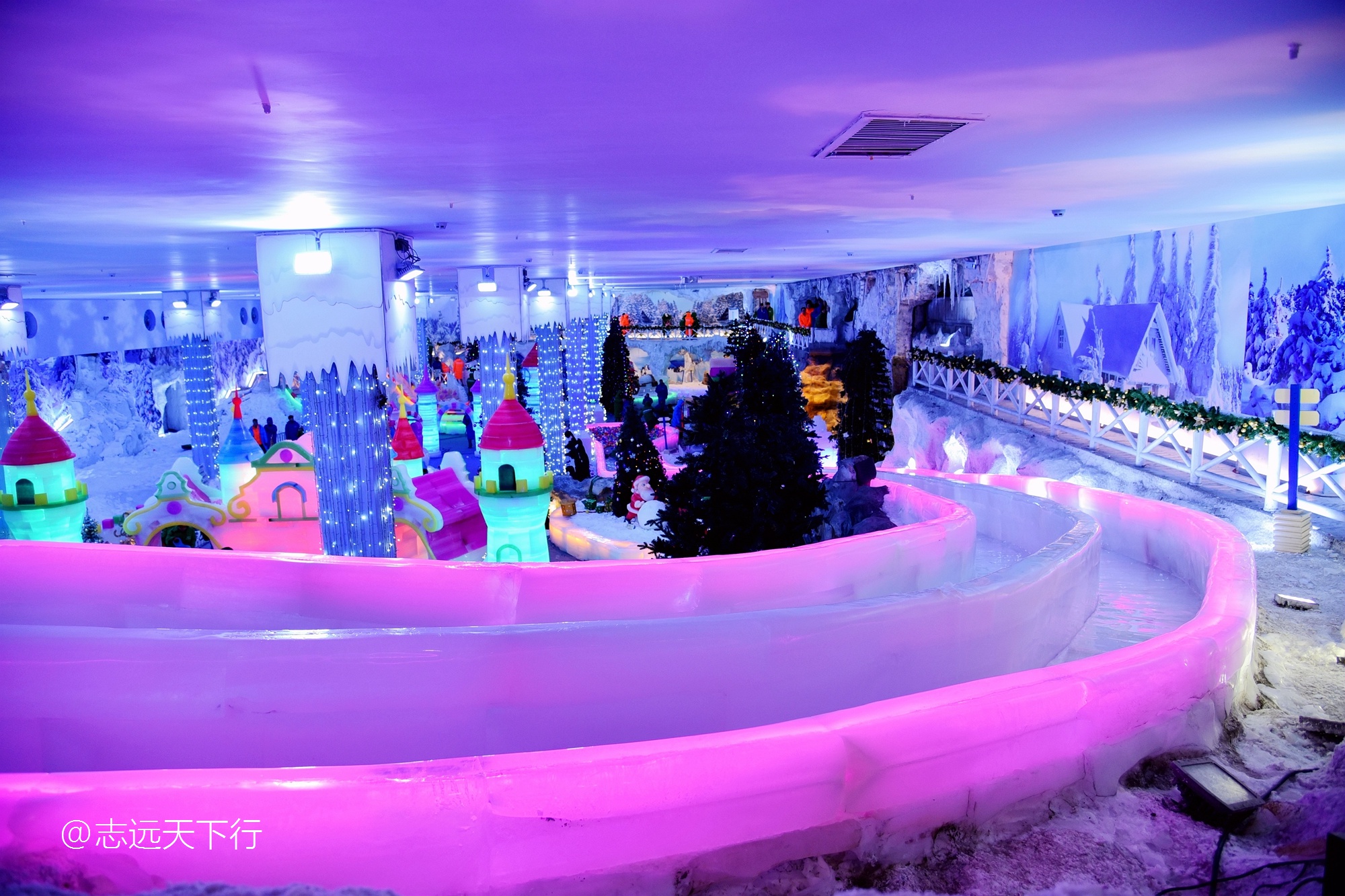 最美的女童海南,最美的小女生去游乐场玩