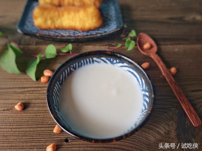 用花生打豆浆需要去皮吗,早餐花生豆浆
