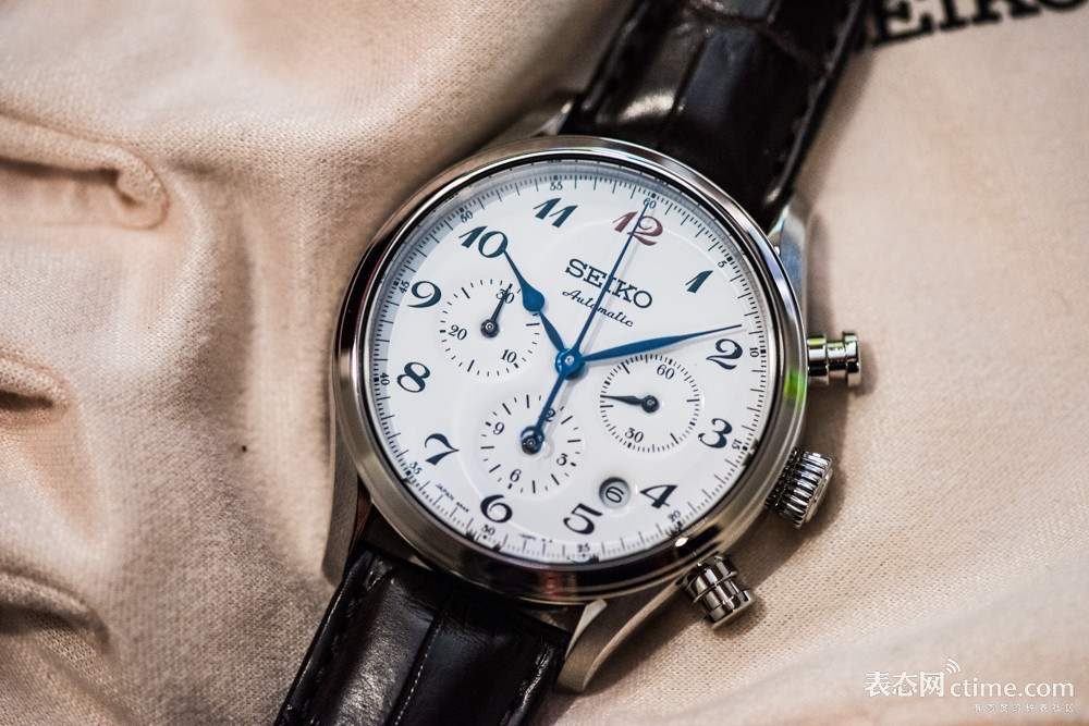 怎么鉴定阿玛尼满天星手表的真假,如何鉴定华为gt2手表是不是正品