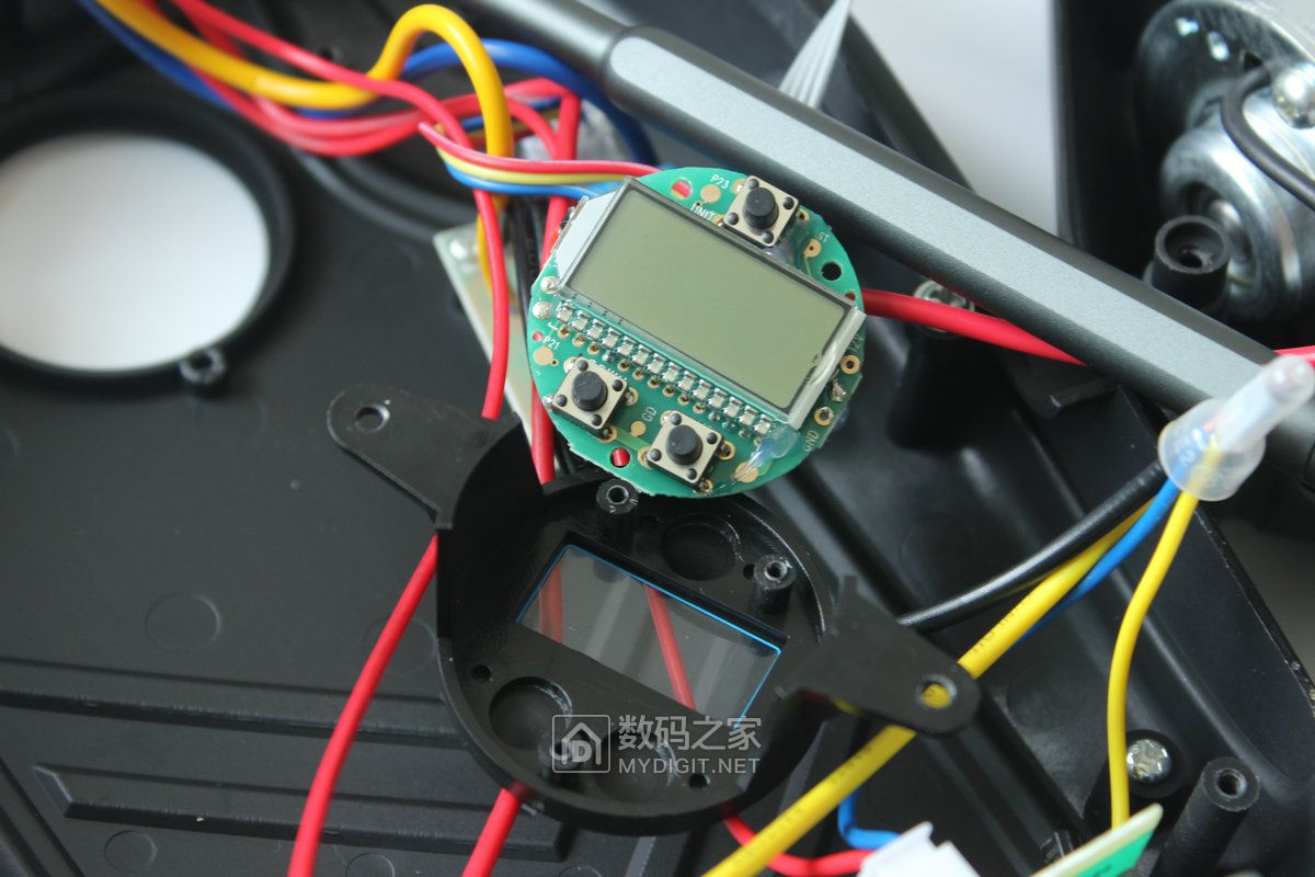 tcl车载充气泵为国产点赞,tcl汽车充气泵