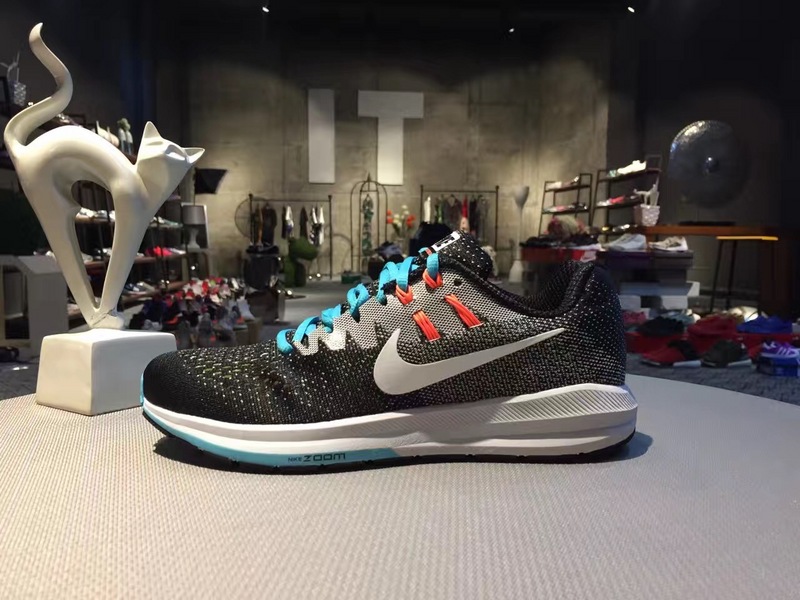 nike登月跑鞋穿搭,nikelegendreact3