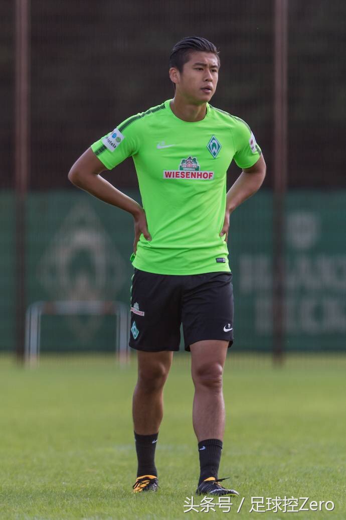 闹剧一场!中国小将登陆德甲,最后连营销型前锋都做不上?