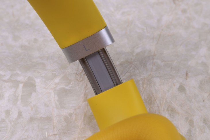 耳机带屏幕,耳机带液晶显示屏