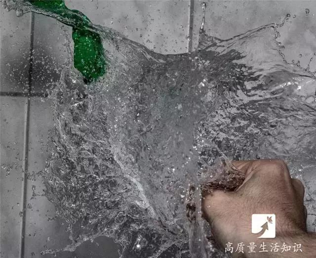 被开水烫伤紧急处理方法,不慎被开水烫伤急救方法