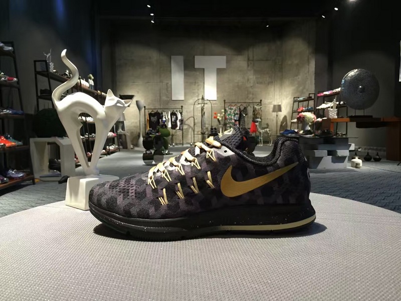 nike登月跑鞋穿搭,nikelegendreact3