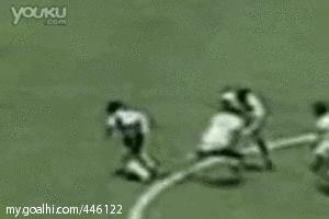 足球过人实用技巧马赛回旋,99.9%的人防不住的篮球过人